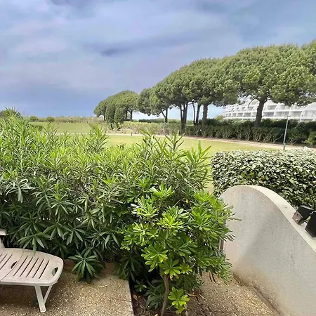 4 Personnes En Bord De Avec Jardin Privatif A Port Camargue - Fr-1-716-87